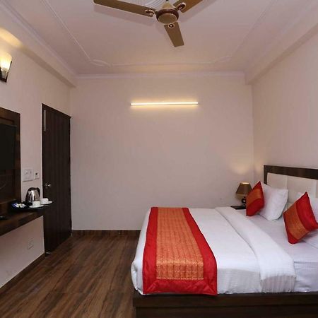 Hotel Sanca International Νέο Δελχί Εξωτερικό φωτογραφία