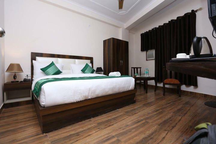 Hotel Sanca International Νέο Δελχί Εξωτερικό φωτογραφία