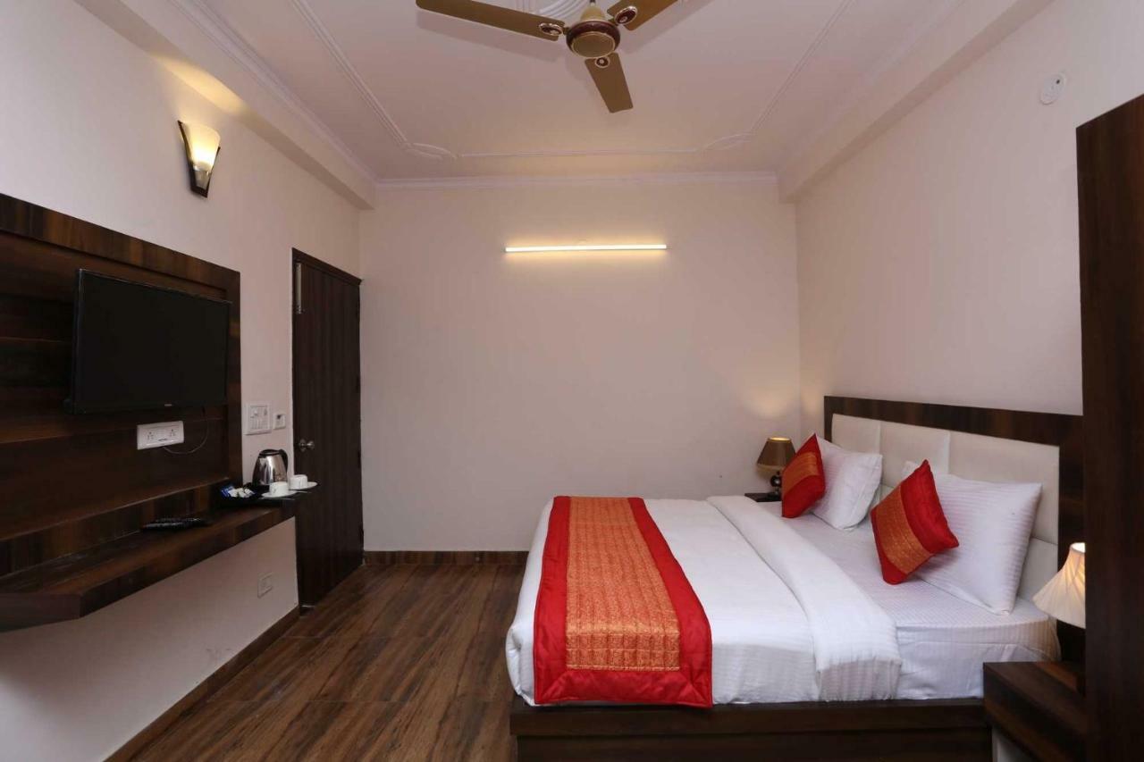 Hotel Sanca International Νέο Δελχί Εξωτερικό φωτογραφία